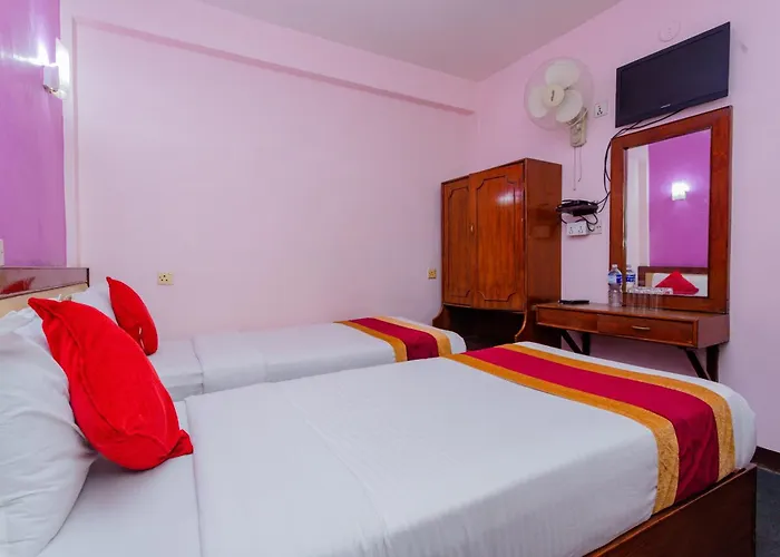 Oyo 802 Digambara Regency Pvt Ltd 3*