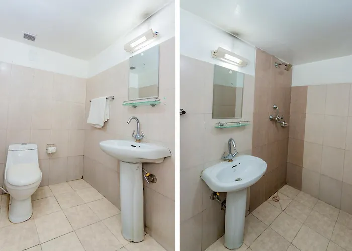 Oyo 802 Digambara Regency Pvt Ltd 3*